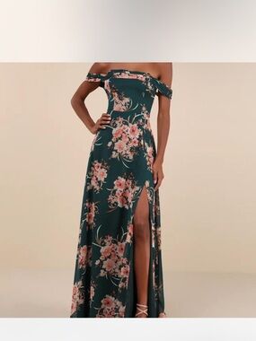 Lulu’s NWT Green/Teal Floral Off Shoulder Maxi Dress Size Small Wedding Guest